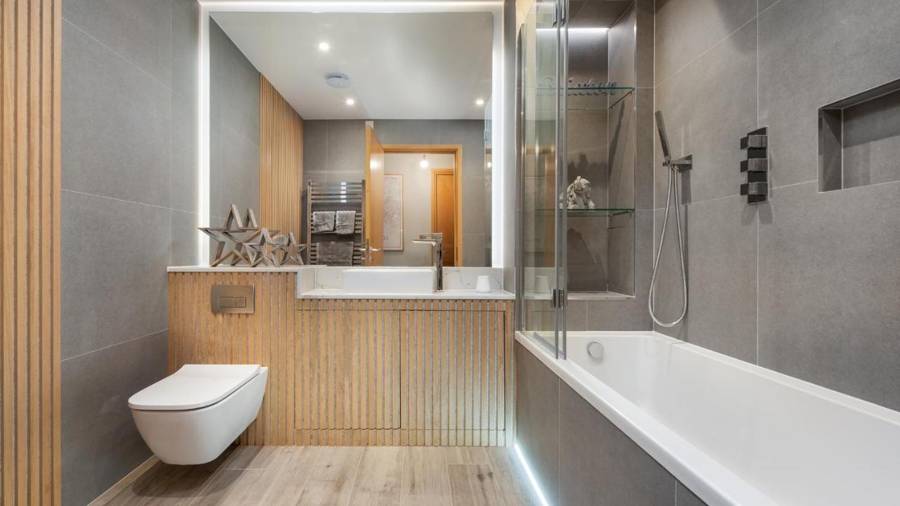 London'S Modern Nuance Apartment - Battersea Kültér fotó