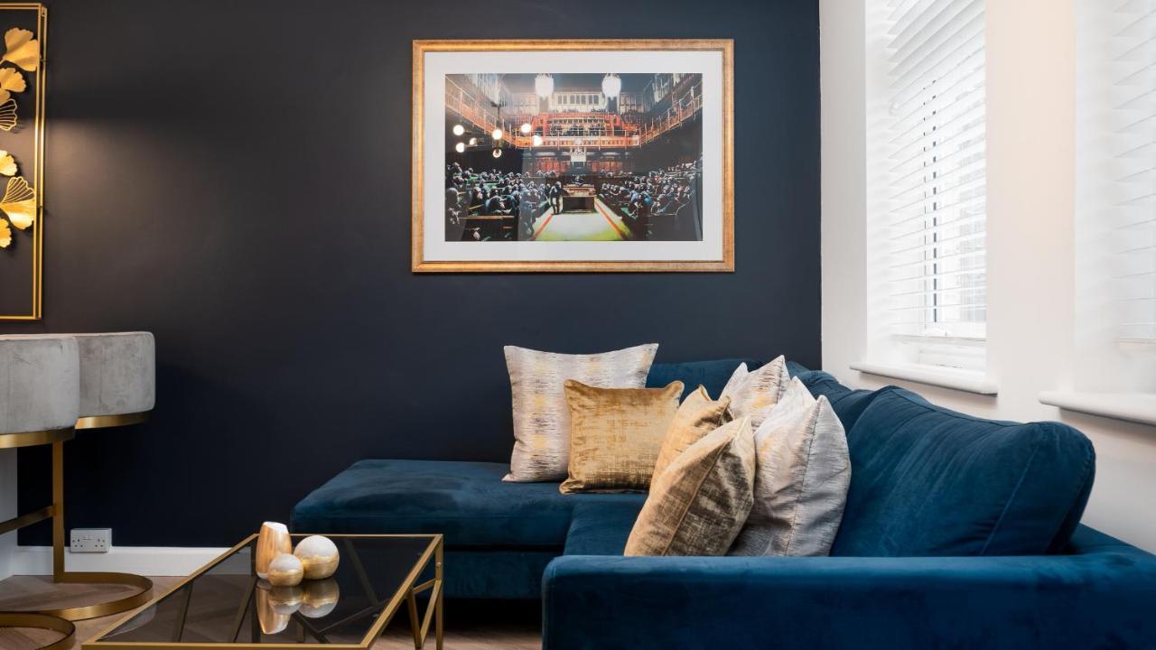 London'S Modern Nuance Apartment - Battersea Kültér fotó